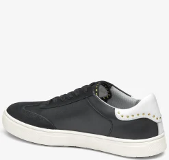 Madison Studded Hybrid