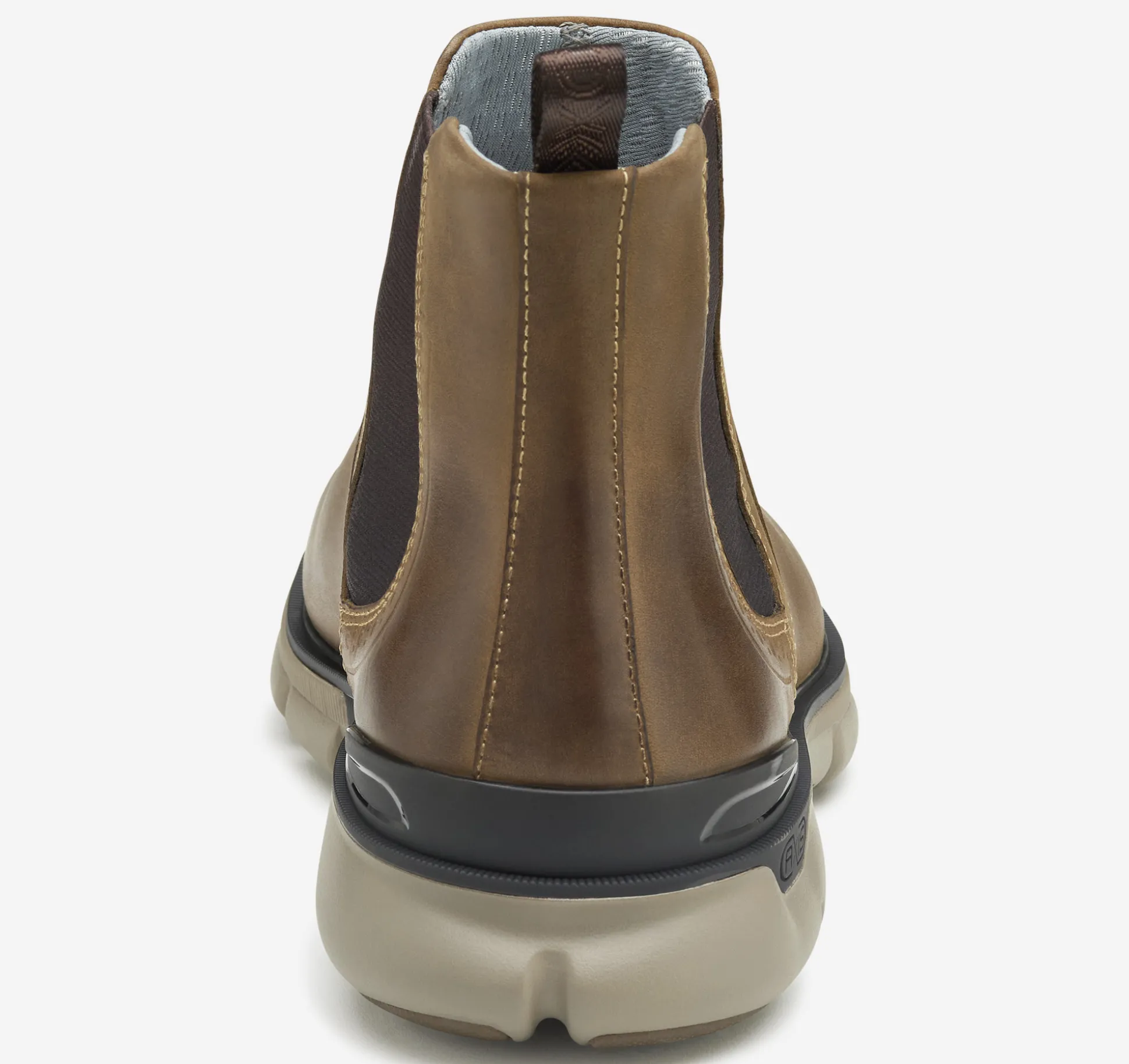 XC4® Tanner Chelsea Boot